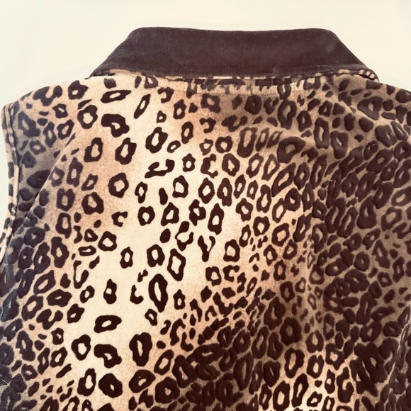Rebecca Malone Velour Collared Zippered Vest Ladies Size XL Brown Animal Print - Picture 7 of 16